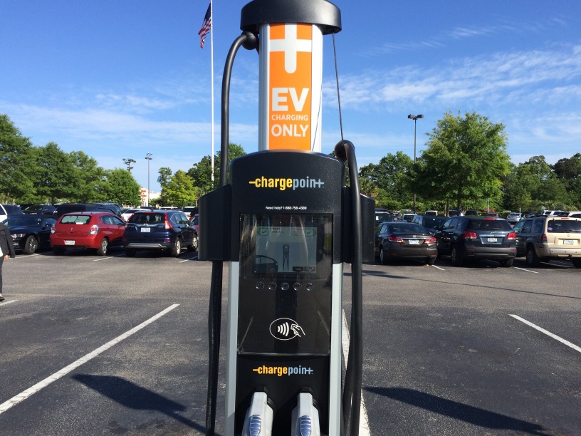 Tanger Outlets teams with Volta on charging stations effort
